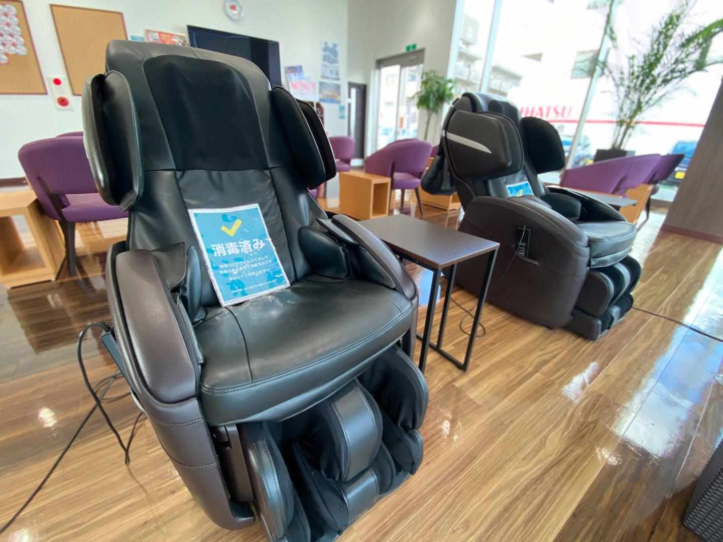西自動車商会 登川本店 店内風景
